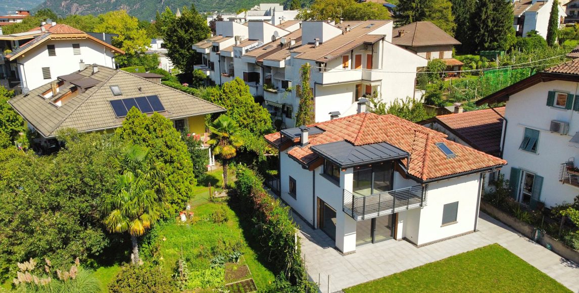 Ekskluzywna willa w Laives: spokój, prywatność i natura Południowego Tyrolu